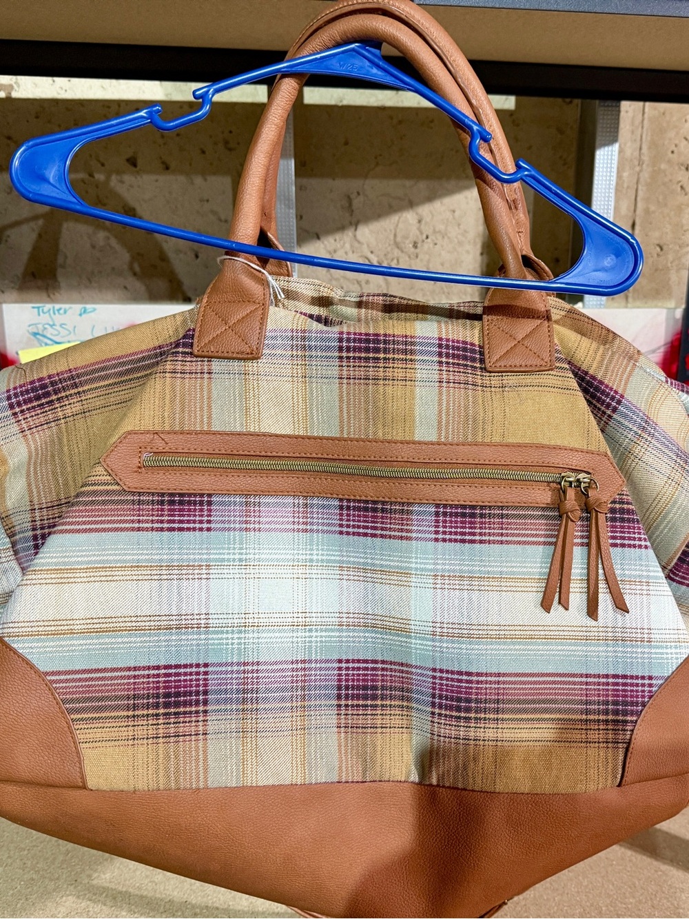 Weekender Bag, X-Large in size by Maurices